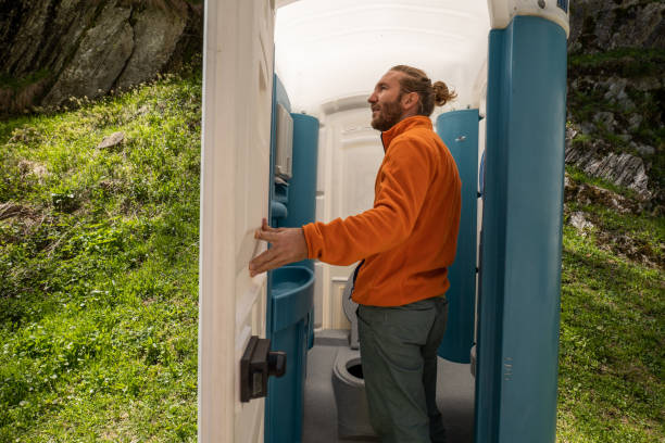 Best Porta potty delivery and setup  in Centereach, NY