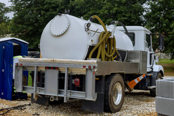 Portable Toilet Options We Offer in Centereach, NY